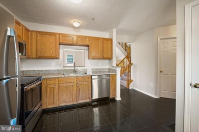 7943 Brightwind Ct, Ellicott City, MD 21043 - photo 4