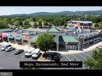 2101 Wayside Dr unit 2A, Frederick, MD 21702 - photo 4