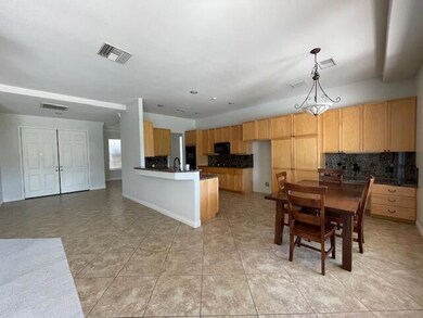 40963 Avenida Solana, Palm Desert, CA 92260 - photo 4