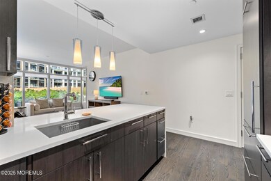 15 Morris Ave 206 p2