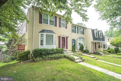 18715 Winding Creek Place, Germantown, MD 20874 - photo 3