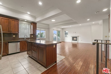 10765 Wilkins Ave unit 8, Los Angeles, CA 90024 - photo 3