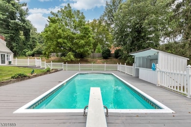 10 Jensen Ct, Chatham, NJ 07928 - photo 2