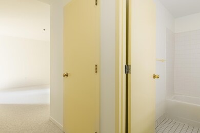 Bay Square unit 201, Cambridge, MA 02139 - photo 6