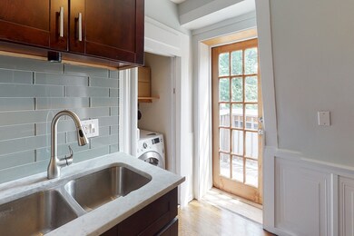 605 E 7th St unit 3, Boston, MA 02127 - photo 2