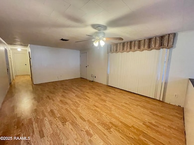 1109 Guidry Ave, Kaplan, LA 70548 - photo 2