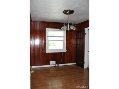 Bedroom or dining room