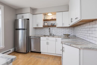 217 Vaughan St unit 3, Portland, ME 04102 - photo 3