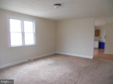 139 Oak Ave, Runnemede, NJ 08078 - photo 3