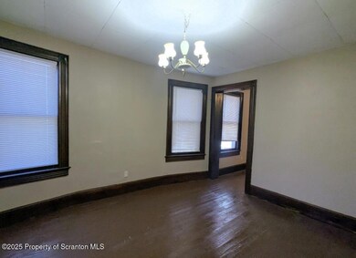 1220 Schlager St unit 1222, Scranton, PA 18504 - photo 3