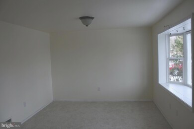 504 Barrington Ct, Sellersville, PA 18960 - photo 6