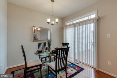 9418 Birdhouse Cir, Columbia, MD 21046 - photo 6