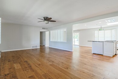 1417 W Orchid Ln, Phoenix, AZ 85021 - photo 5