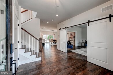 12410 Dover Rd, Reisterstown, MD 21136 - photo 2