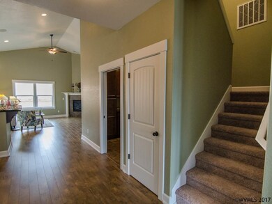 504 NE Fern Ave, Dallas, OR 97338 - photo 7