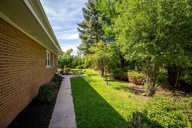 1022 Braemar Rd, Flossmoor, IL 60422 - photo 4