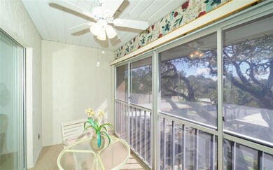 Comfy lanai with great afternoon sun!