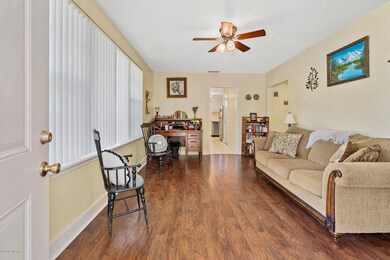 1971 Burkholder Cir E, Jacksonville, FL 32216 - photo 5