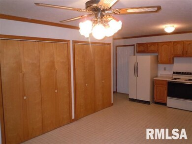 1800 N Logan St, Lincoln, IL 62656 - photo 7