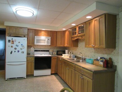 2 Bell St, Gorham, NH 03581 - photo 6