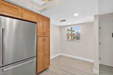 6136 Whiskey Creek Dr unit 518, Fort Myers, FL 33919 - photo 5