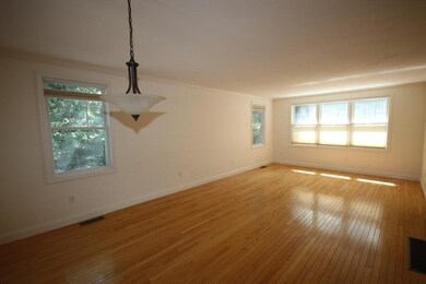 34 Pine St unit 34, West Newton, MA 02465 - photo 3