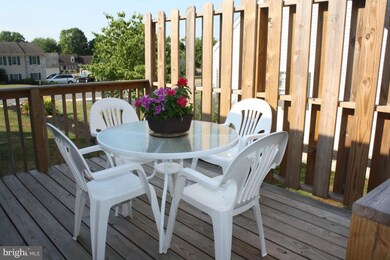 39 Groffs Dr, Ephrata, PA 17522 - photo 2