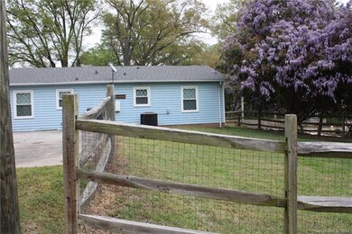 242 Spring St SW, Concord, NC 28025 - photo 5