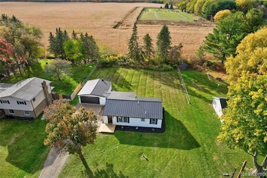 1445 N Seymour Rd, Flushing, MI 48433 - photo 5