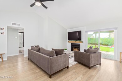 943 E Oraibi Dr, Phoenix, AZ 85024 - photo 3