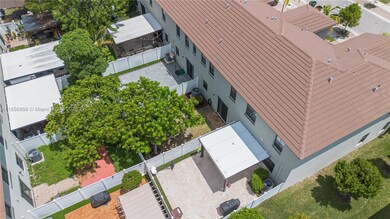 3433 W 104th Terrace, Hialeah, FL 33018 - photo 5