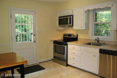 6625 Haycock Rd, Falls Church, VA 22043 - photo 4