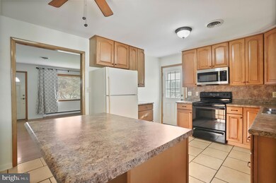 413 Catherine St, Greencastle, PA 17225 - photo 7