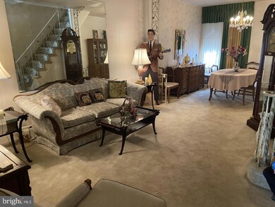 4423 E Thompson St, Philadelphia, PA 19137 - photo 2