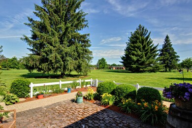 9510 Thixton Ln, Louisville, KY 40291 - photo 5