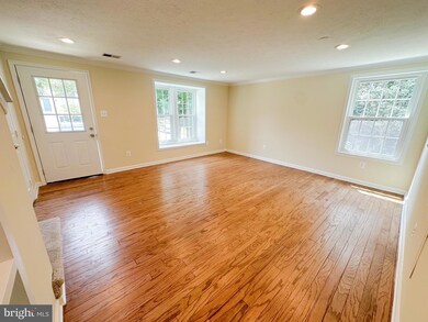 13943 Winding Ridge Ln, Centreville, VA 20121 - photo 5