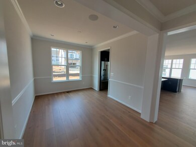 35906 Damsite Ct, Round Hill, VA 20141 - photo 3