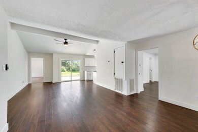 5911 Black Maple Ln, Houston, TX 77088 - photo 7