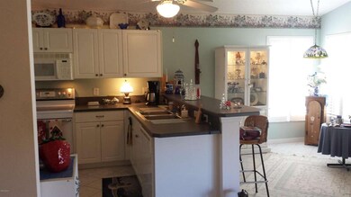 Kitchen & Nook