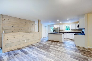 5 Angelica Dr_110