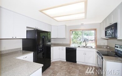 2805 211th St SW, Lynnwood, WA 98036 - photo 6