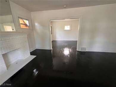 13216 Edgewood Ave, Cleveland, OH 44105 - photo 7