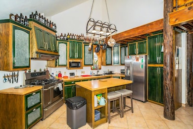 126 Gregory Dr unit C, Del Rio, TX 78840 - photo 6