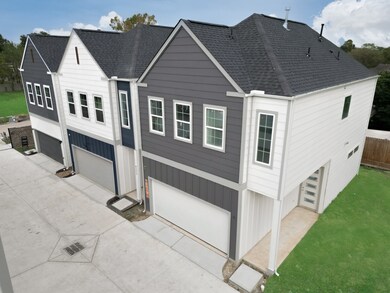 412 E Neyland St unit A, Houston, TX 77022 - photo 3