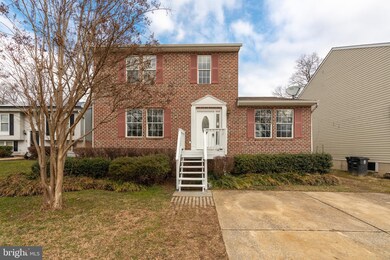 8608 Chestnut Ridge Dr, Laurel, MD 20707 - photo 2