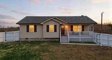 8218 Bill Reed Rd, Ooltewah, TN 37363 - photo 2