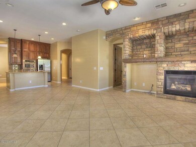 003_Open Floorplan