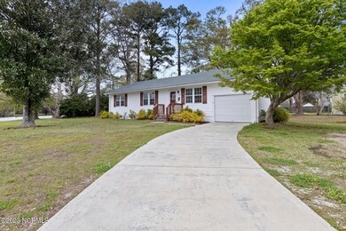 700 Henderson Dr, Jacksonville, NC 28540 - photo 2