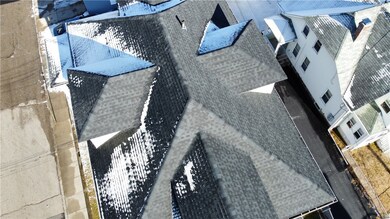 556 Elm St, Woonsocket, RI 02895 - photo 4