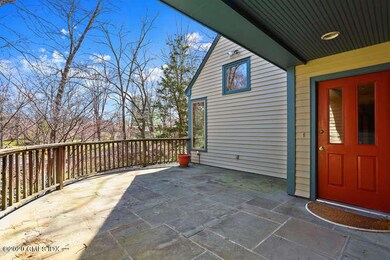 24_Lia_Fail_Way_Cos_Cob_CT-small-014-013